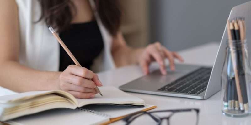 Freelancing 101 - Your Guide To Earning With Writing