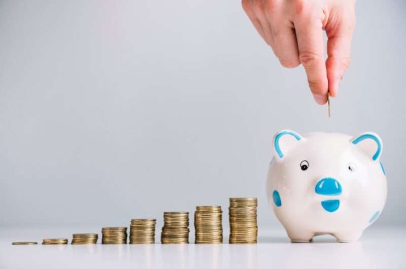 Effective Strategies For Saving Money Daily